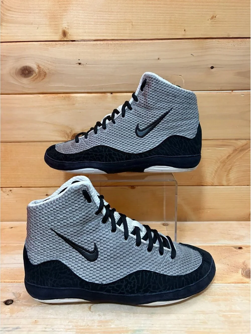 Grey Nike Inflict 3 wrestling shoes 325256-001 Men’s size 6 / Womens size 7.5